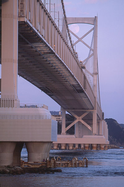 the great naruto bridge