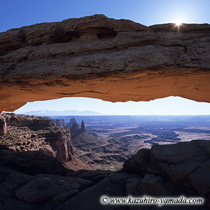 Mesa Arch / メサアーチ